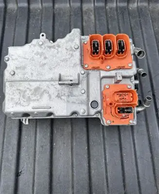 Volvo S90, V90 Voltage converter inverter 32202304