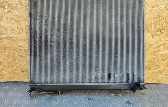 Mitsubishi Pajero Coolant radiator