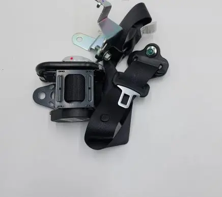 Nissan Leaf II (ZE1) Front seatbelt 638265401K