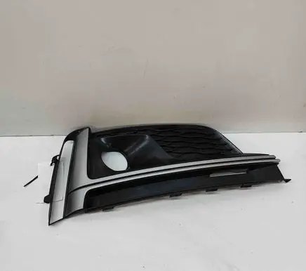 Audi A5 Front grill 8W6807682L