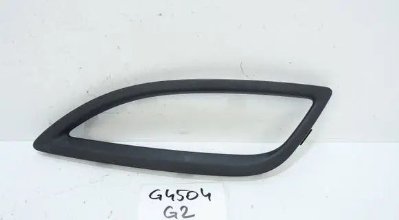 Hyundai i30 Rear bumper trim bar molding 