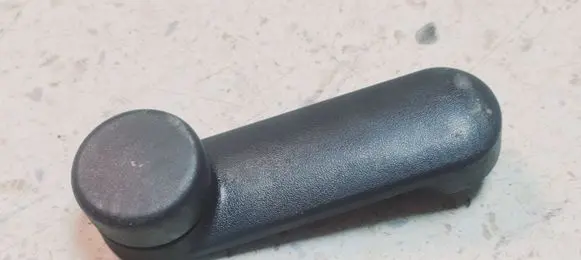 Opel Meriva A Rear door window winding handle 90247150 90224834 90459502