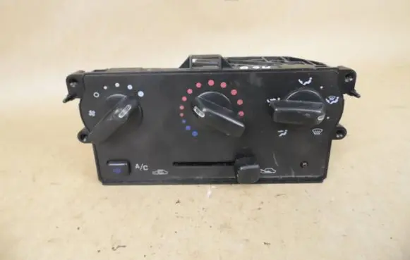 Nissan Micra Climate control unit