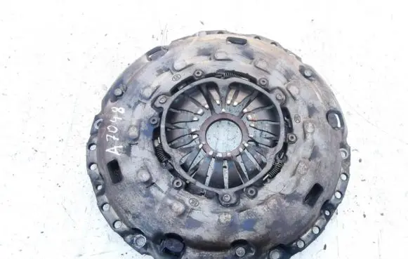 Audi A3 S3 8P Pressure plate 
