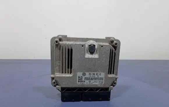 Volkswagen Cross Touran I Engine control unit/module ECU 03G906021KC