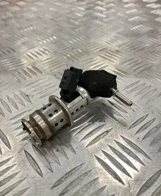 Opel Grandland X AdBlue injector 9802763880