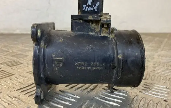 Nissan X-Trail T30 Mass air flow meter 22680AW400 226807S000