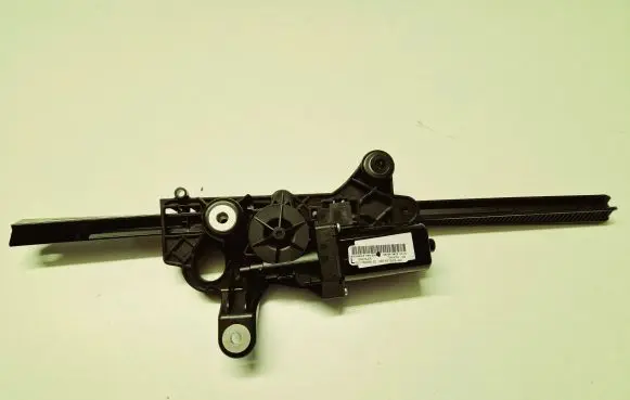 Mercedes-Benz S C217 Seat belt adjustment motor A2178600182