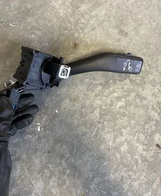 Volkswagen Caddy Wiper control stalk ANP80H023B 8KD0013C