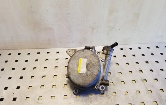 KIA Sportage Vacuum pump 288102F000
