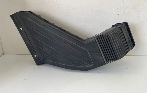 KIA Sportage Air intake duct part 28210D3100 LSA1374