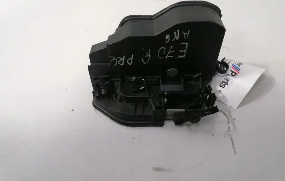 BMW 4 F32 F33 Front door lock 7202144
