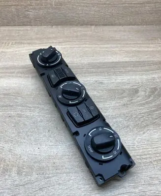 BMW 5 E60 E61 Climate control unit 6944018
