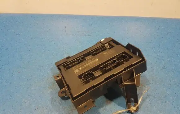 Audi A5 Sportback 8TA Engine control unit box 8k0907064AE