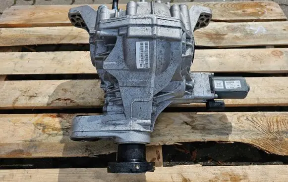 Jeep Grand Cherokee (WJ) Rear differential P68340262AA