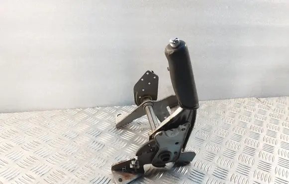 Nissan Pathfinder R51 Hand brake release handle 