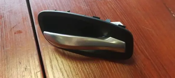 BMW 5 E60 E61 Front door interior handle 1360534
