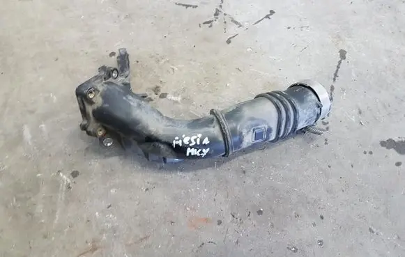 Ford Fiesta Air intake hose/pipe