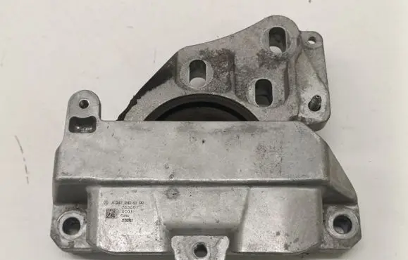 Mercedes-Benz A W177 Engine mount bracket A2472406100