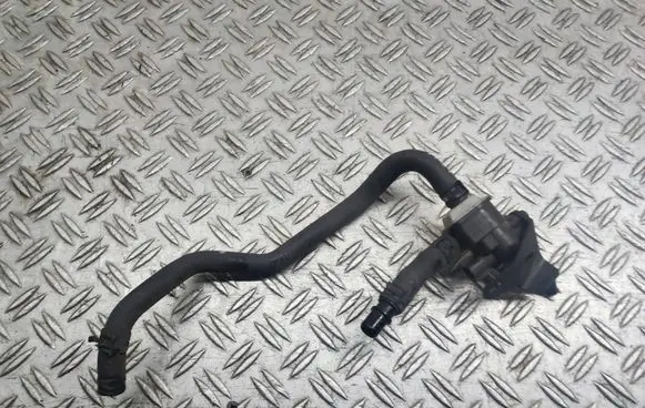 Toyota Camry Vacuum valve 1362007110 9061012279