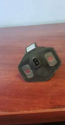 BMW 5 E39 Front door lock loop/hook striker 8176350