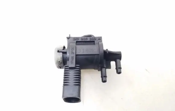 Volkswagen PASSAT B7 Turbo solenoid valve 1K0906283A