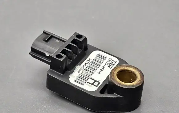 Toyota Corolla Verso E121 Airbag deployment crash/impact sensor 891730F010