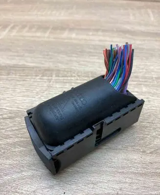 Audi A4 S4 B8 8K Plug wire 8K0906385A