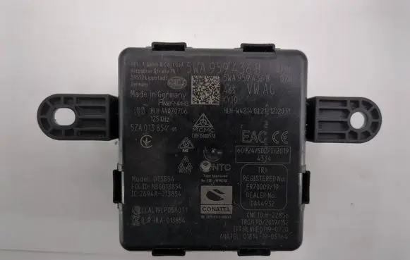 Audi A3 8Y Keyless (KESSY) go control unit/module 5WA959436B