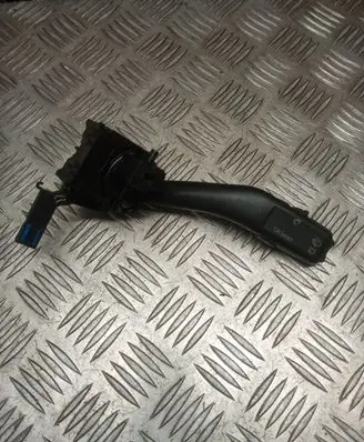 Volkswagen Golf V Wiper control stalk ANP80H024A