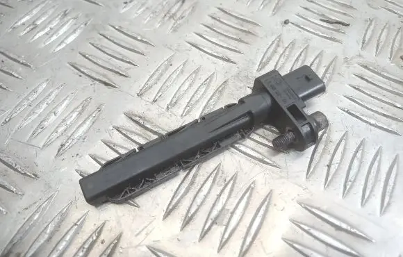 BMW 1 E81 E87 Crankshaft position sensor 7805188