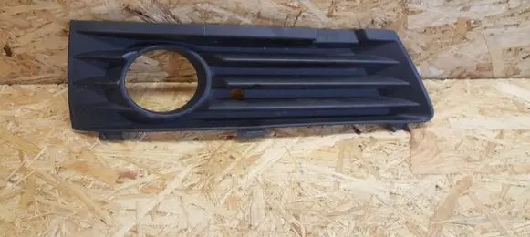 Opel Zafira B Front fog light trim/grill 13124990