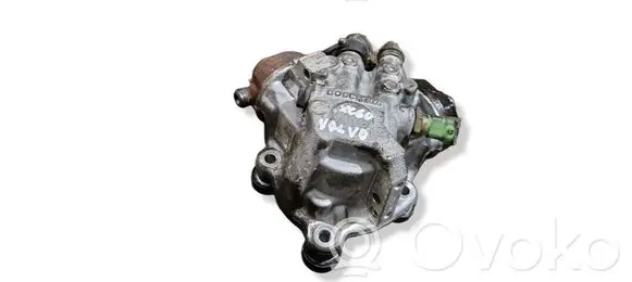 Volvo XC60 Fuel injection high pressure pump 31272896 0445010618