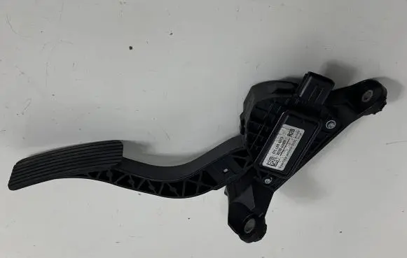 Hyundai i30 Accelerator throttle pedal 32700G4200