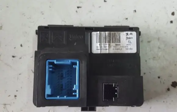 Citroen C4 Cactus Air conditioning/heating control unit 9811039380