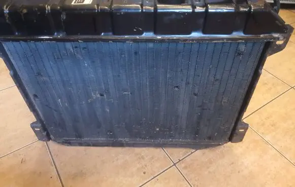 Ford Granada Coolant radiator 72GB8005EB H567