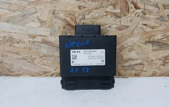 Audi A1 Voltage converter/converter module 8K0959663 111002109