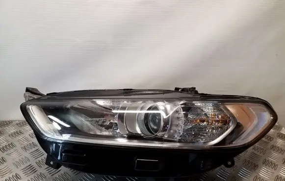 Ford Mondeo MK V Headlight/headlamp DS7313W030BF