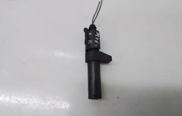 Mercedes-Benz B W245 Crankshaft speed sensor 0031532828