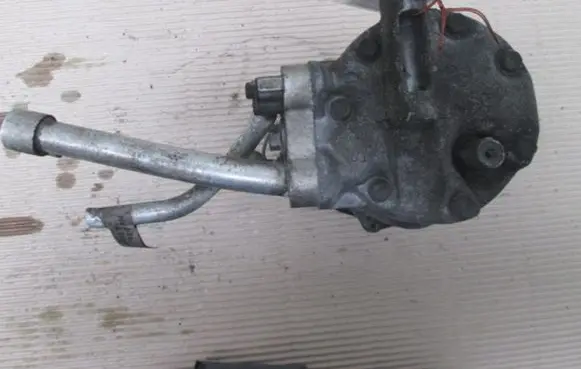 BMW X3 F25 Air conditioning (A/C) compressor (pump)
