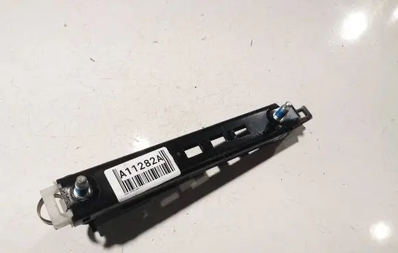Opel Astra H Seat belt adjustment rail 13166032