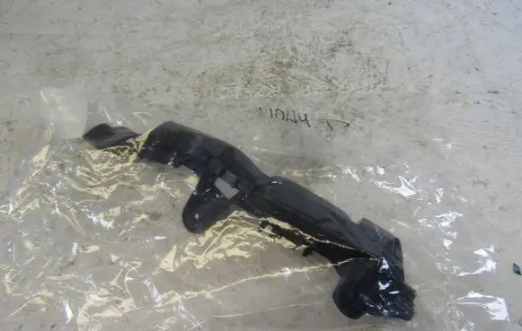 Opel Adam Rear bumper mounting bracket 13364174