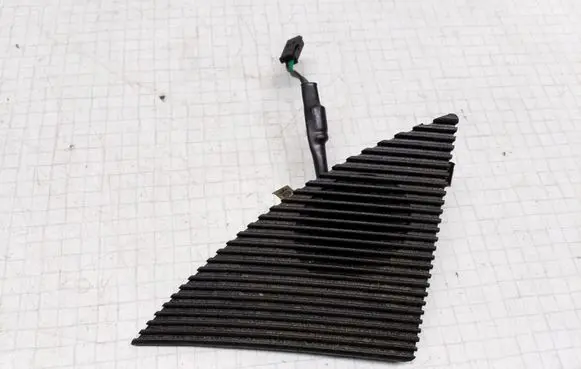 Mercedes-Benz C W202 Front door high frequency speaker 2026800336 A2028209402
