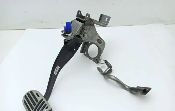 Hyundai Ioniq 5 Brake pedal 32800GI910