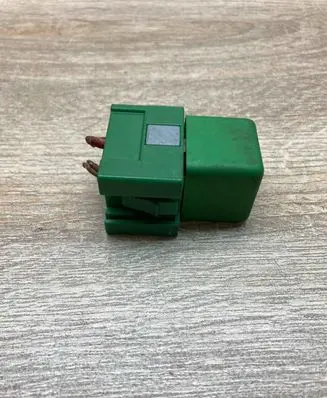 Opel Vectra B Other relay 03447012 WITHSOCKET