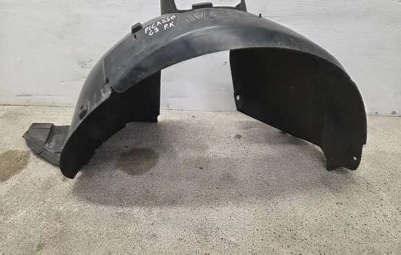 Citroen C3 Picasso Front wheel arch liner splash guards 9684572380