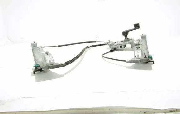 Renault Clio III Front door electric window regulator Nėra