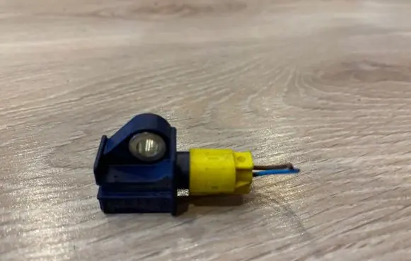 Mercedes-Benz C W204 Airbag deployment crash/impact sensor A2128204926 2128204926