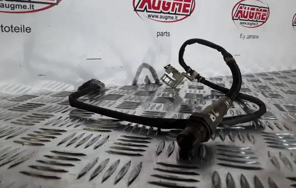 Volkswagen PASSAT B6 Lambda probe sensor 06F906262 0258006813