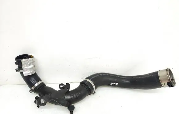Dacia Sandero II Intercooler hose/pipe 6670974